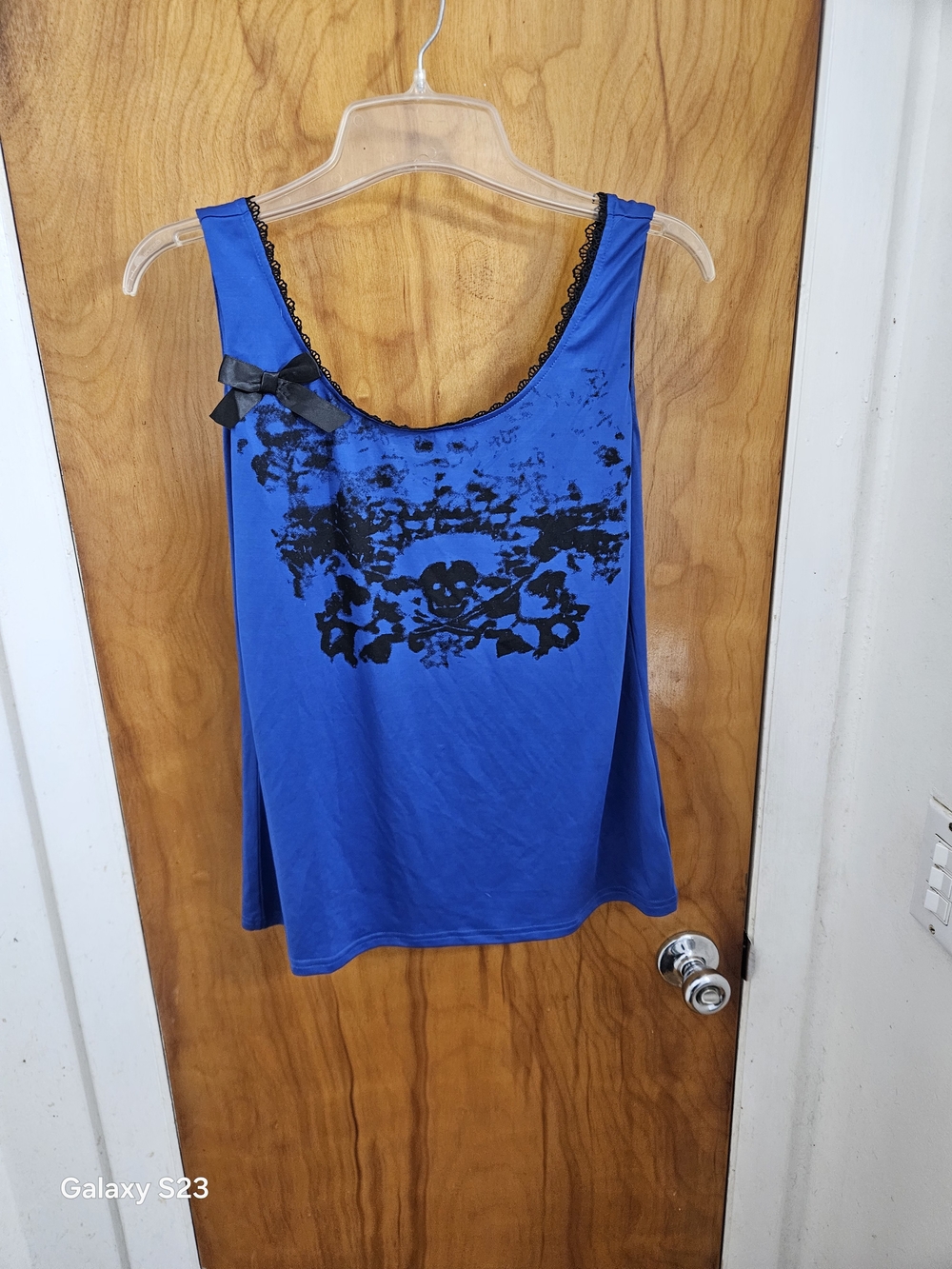 Blue Women's Scoop Neck Tank Top with Black Print and Bow